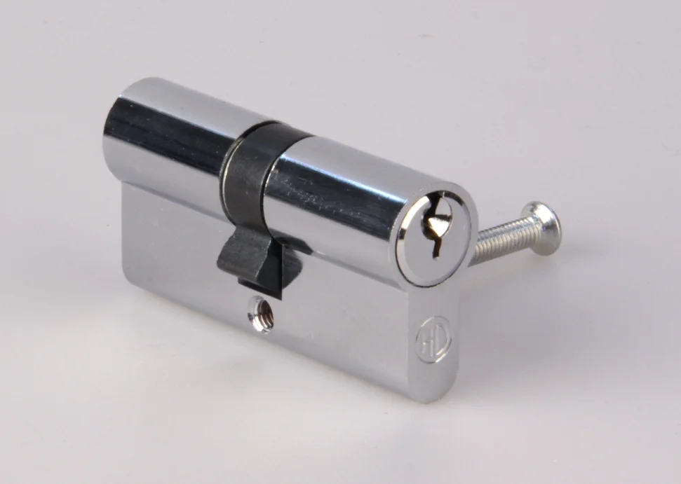 Цилиндр HANDLE DESIGN универсальный 70мм (35х35) ключ/ключ СР хром