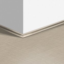 Плинтус ламинированный Quick-Step Скоция 17х17х2400 мм арт.1557
