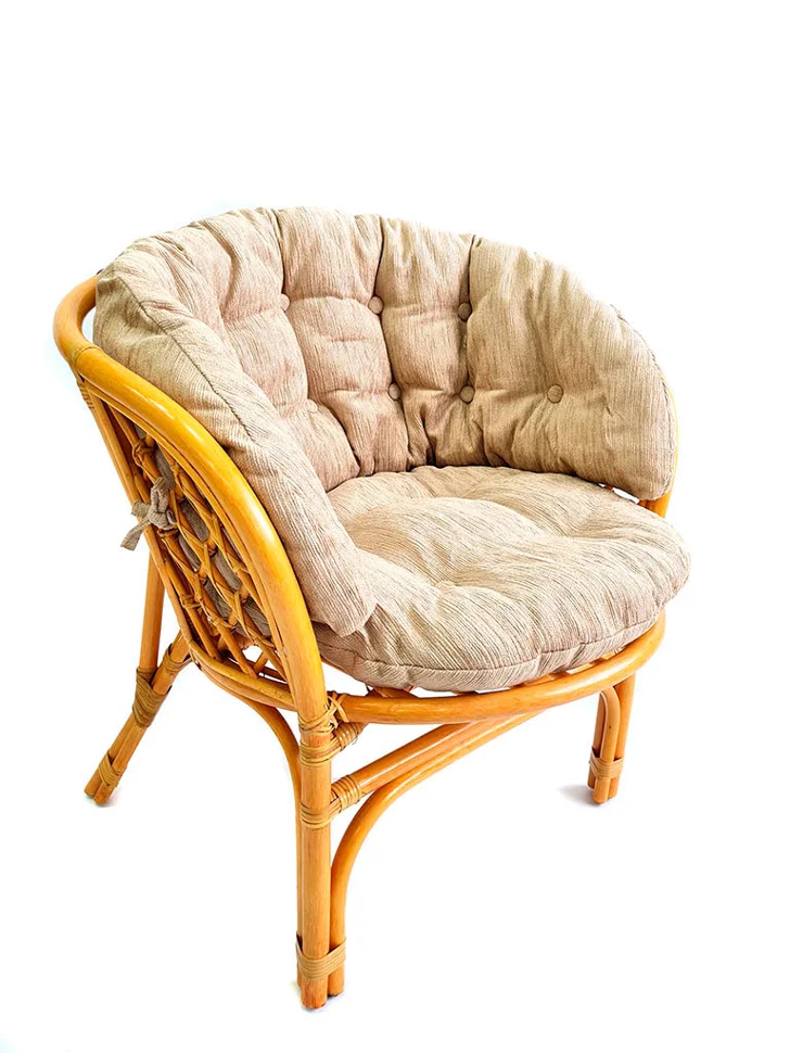 Кресло БАГАМА со светлой ушастой подушкой, мёд