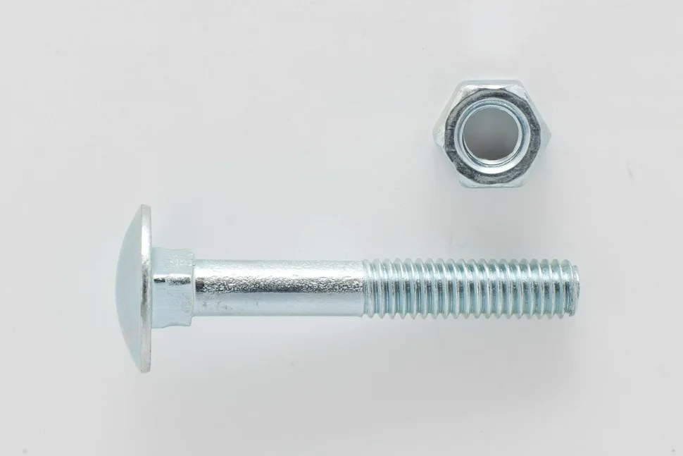 Болт с потайной головкой и квадратным подголовком с гайкой и шайбой Zn M 8х70 DIN603 (1 кг) SteelRex