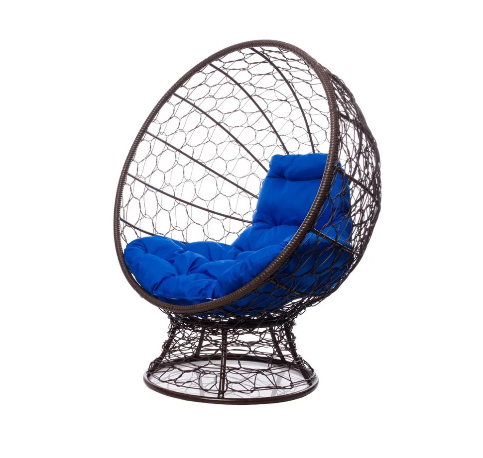 Кресло КОКОС на подставке с ротангом коричневое, синяя подушка