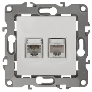 Розетка информационная+телефонная СП (RJ45+RJ11), Эра12, слоновая кость, арт.12-3109-02