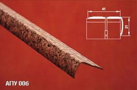 Порог АПУ 006 алюминиевый 1350*41*21 мм угловой наружный (19-венге)