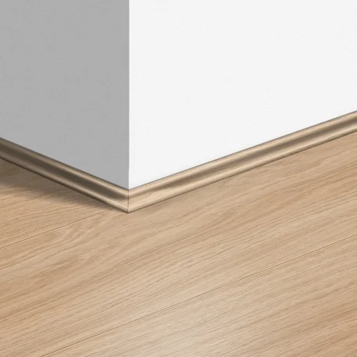 Плинтус ламинированный Quick-Step Скоция 17х17х2400 мм арт.1538