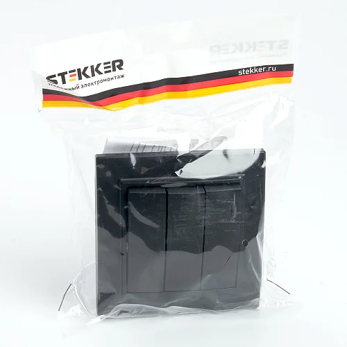 Выключатель трехклавишный СП 250В, 10А, черный (PSW10-9007-03) Эрна STEKKER