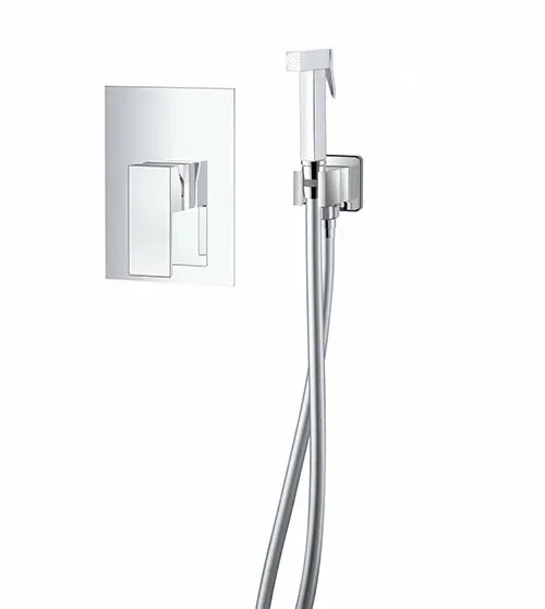 Смеситель D&K Bayern.Liszt DA1515001 для душа, встраиваемый с гигиеническим душем, хром