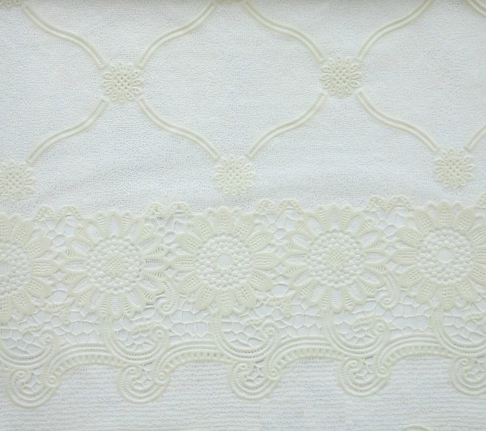 Клеенка ПВХ LACE Satin 009 без основы ажурная 1,37*20м, Dekorelle