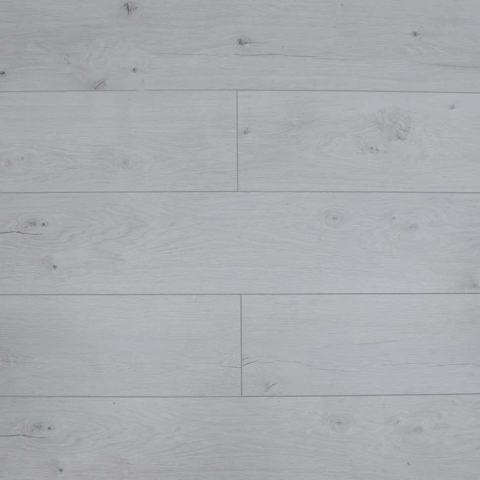 Ламинат ROYCE 33 класс Дуб Арделан 159х1380х8 (с фаской)