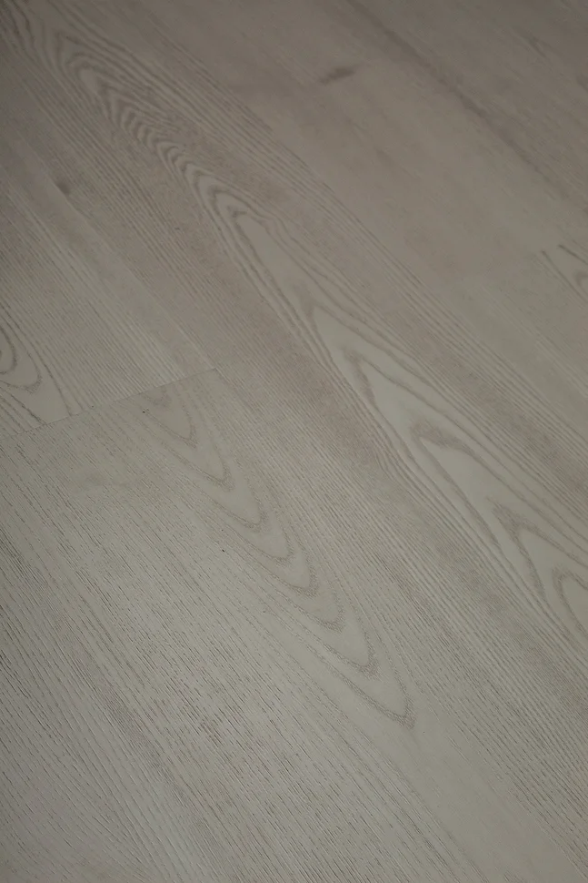 Ламинат композитный RESPECT FLOOR 4218 Дуб Морозный 1220*184*5