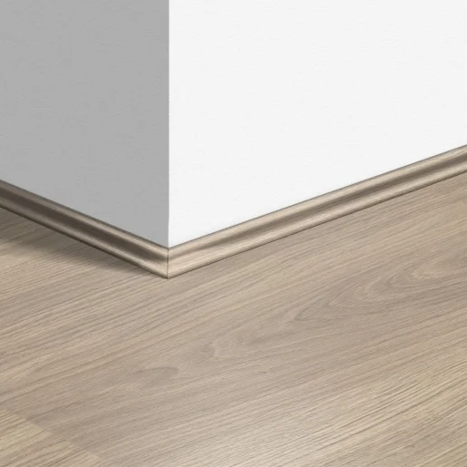 Плинтус ламинированный Quick-Step Скоция 17х17х2400 мм арт.1304