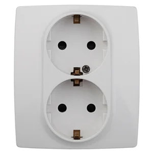 Розетка 2-местная СП Эра12 2X2P+E Schuko с заземлением, со шторками, белый (16АХ-250В), арт.12-2104-01