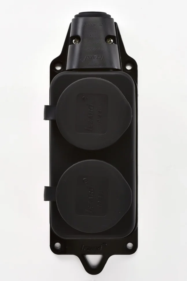 Розетка переносная Lezard 2-местная с заглушками 2Р+РЕ 1х16А 220-240V (каучук)