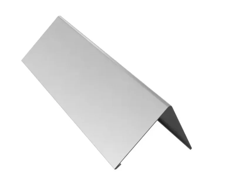 Коньковая планка(Внешний угол) Zn, размер 10*30*30*10мм длина 2,0 метра