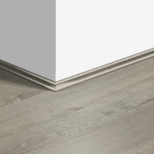 Плинтус ламинированный Quick-Step Скоция 17х17х2400 мм арт.3558