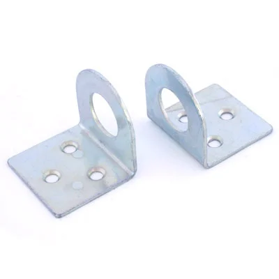 Проушина КУНГУР 40х75 угловая цинк d20мм (пара)